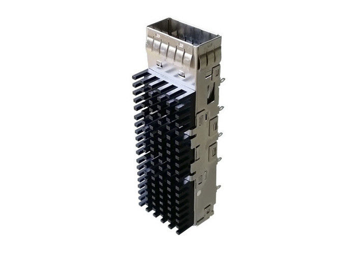 Ενιαίο κλουβί λιμένων SFP28 ετικεττών της EMI 18,75 χιλ. για το συνδετήρα QSFP28